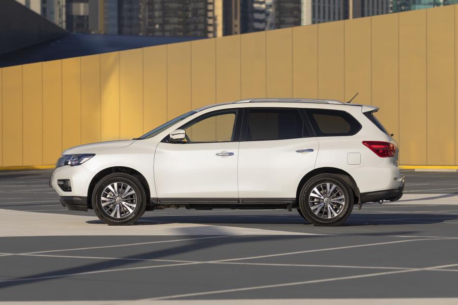  Nissan Pathfinder ST (R52) 2017 года  (AU) (фото 28 из 40)